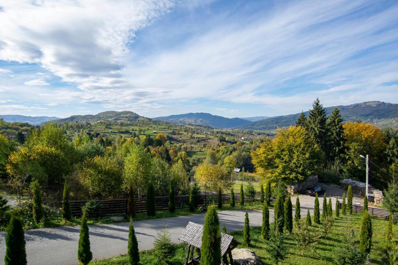 Alpina Panoramic Hotel Moisei Esterno foto