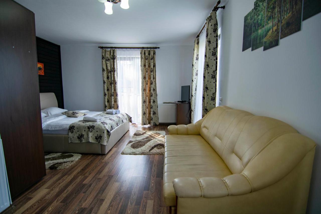 Hotel Alpina Panoramic Moisei Esterno foto