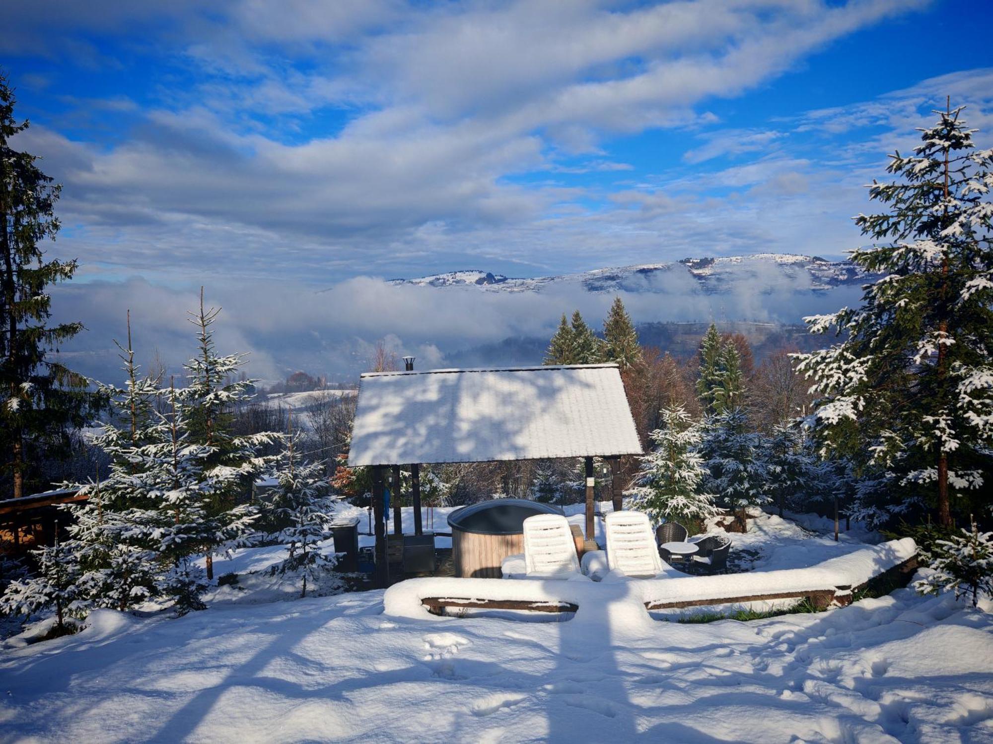 Hotel Alpina Panoramic Moisei Esterno foto